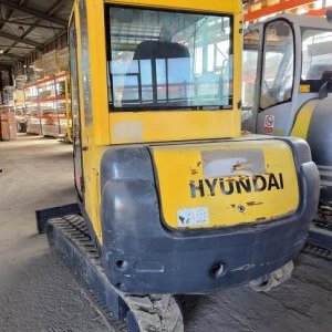 foto 3.4t minibagr vývody Hyundai Robex rypadlo